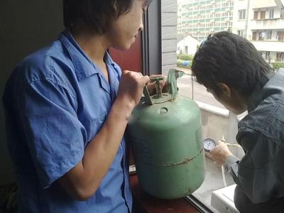 成都空調(diào)加氟